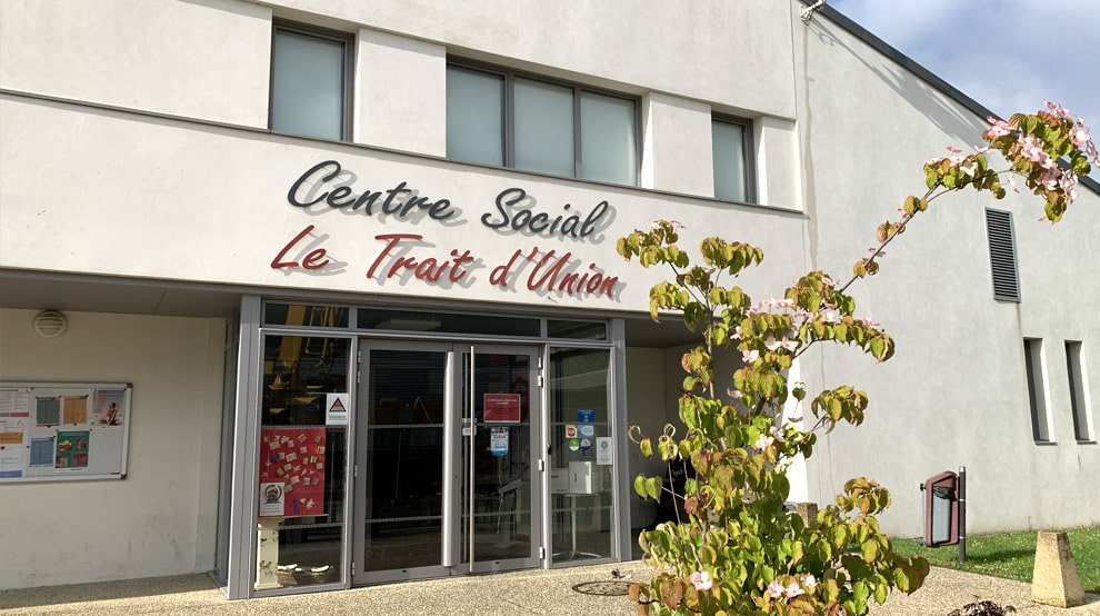 01 Centre social Le Trait dUnion EVRON