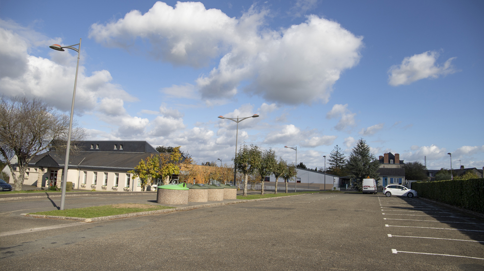 Châtres la Forêt Parking de la Mairie 02