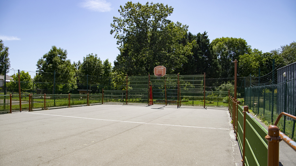 EQUIPEMENTS Évron Trait Union Basket 02