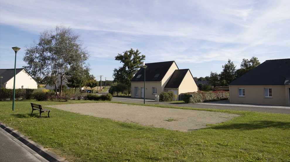 Saint Christophe du Luat Boulodrome Rue du Bocage 01 3