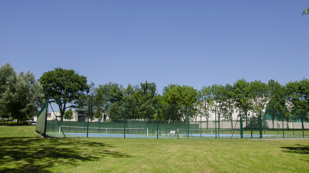 Terrain de Tennis extérieur Évron 02