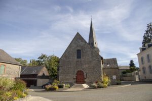 Saint Christophe du Luat Eglise