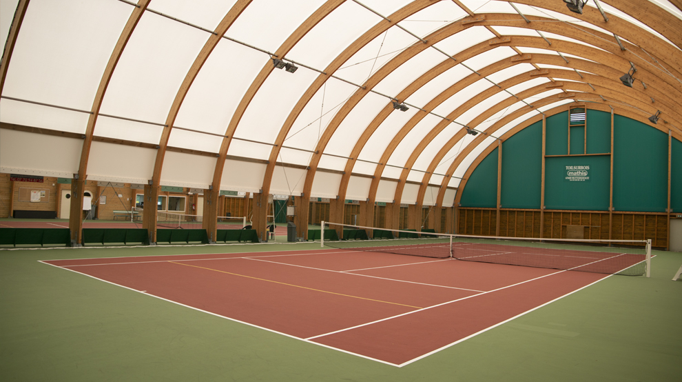 Terrain de Tennis intérieur Évron 03