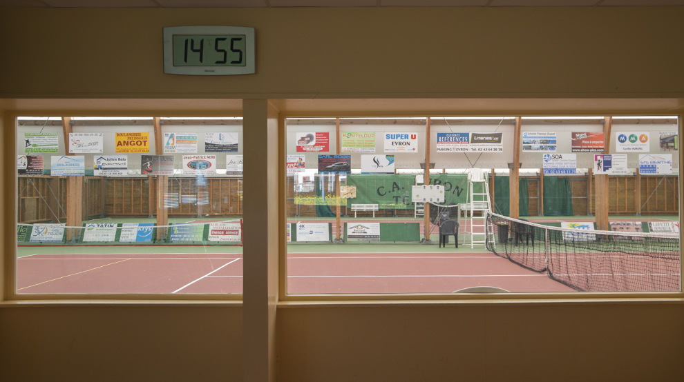 Terrain de Tennis intérieur Évron 04