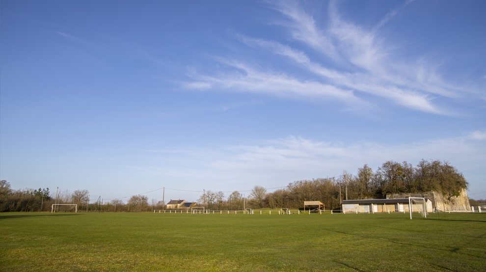 Terrain de foot Châtres la Forêt 01