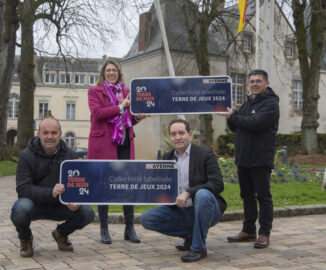 Remise Panneau Jeux Olympiques 2024 Evron Terre de jeux Mayenne 2024
