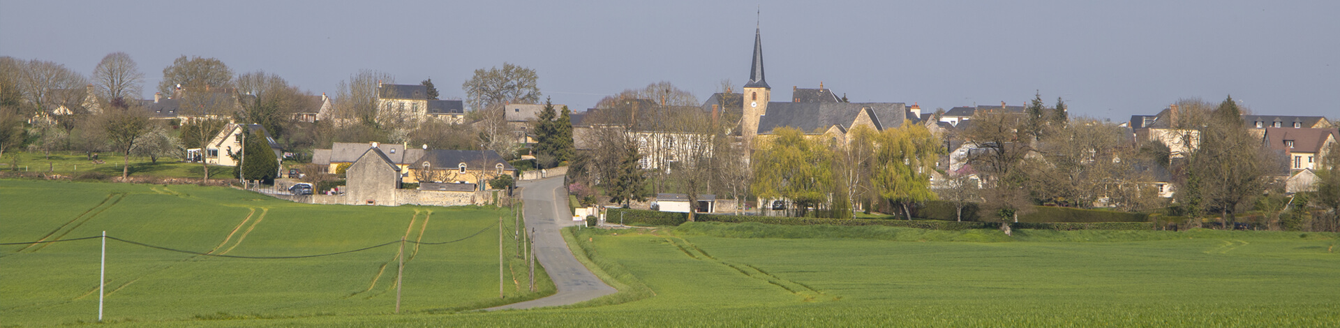 Vue de Châtres la Forêt en Mayenne 1