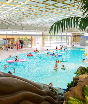 Jardin Aquatique piscine à Evron