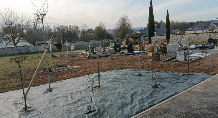 Aménagements paysagers au cimetière de Châtres-la-Forêt