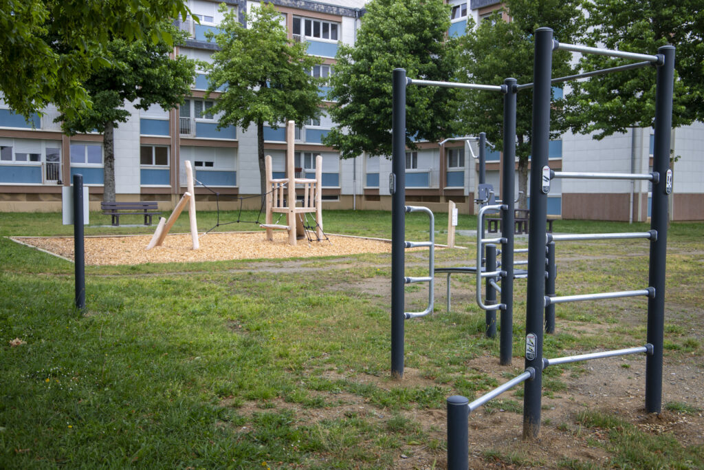 aire de jeu de la valaisiere
